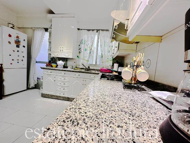 Piso en venta en Santa María do Porto de Marín, O Morrazo