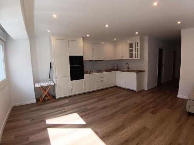 Piso en venta en Santa María do Porto de Marín, O Morrazo