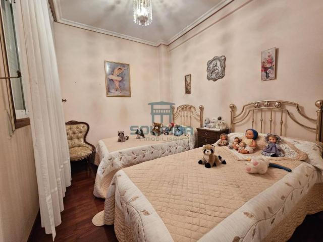 Piso en venta en Ourense, Gomesende