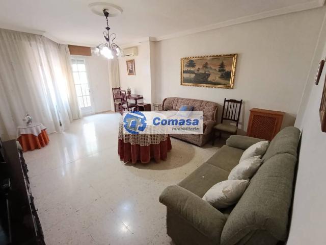 Piso en venta en Martos, Andalucía