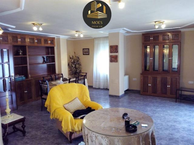 Piso en venta en Martos, Andalucía