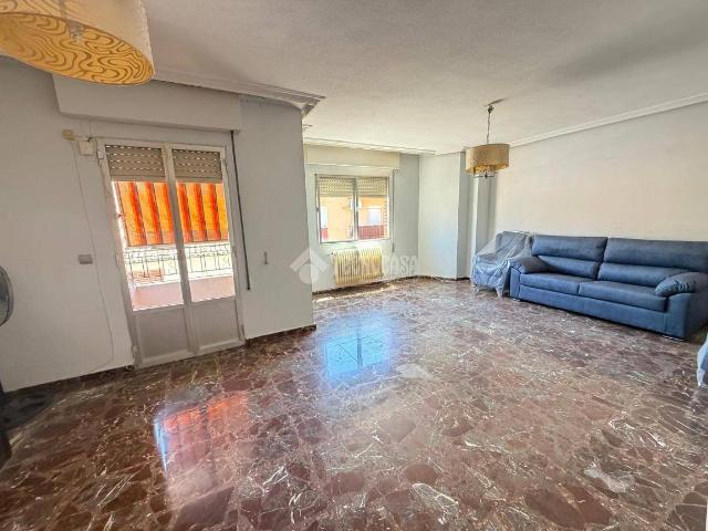 Piso en venta en Martos, Andalucía