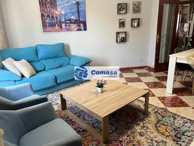 Piso en venta en Martos, Andalucía