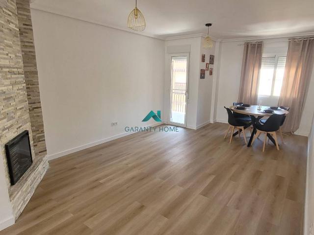 Piso en venta en Martos, Andalucía