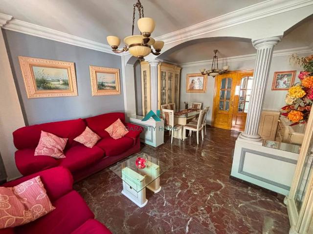 Piso en venta en Martos, Andalucía