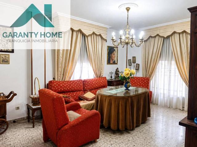 Piso en venta en Martos, Andalucía