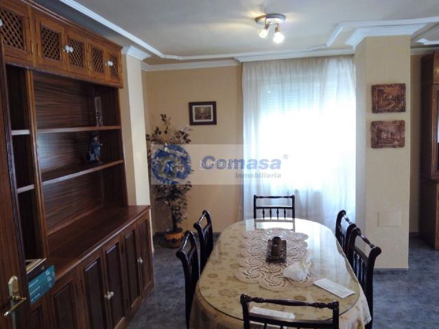 Piso en venta en Martos, Andalucía