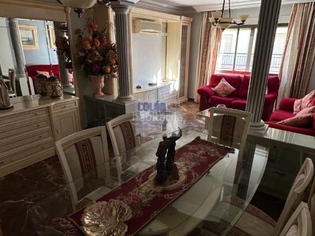 Piso en venta en Martos, Andalucía