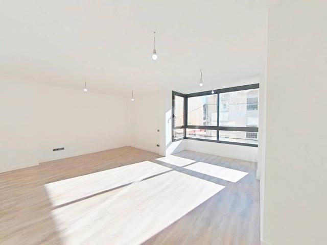 Piso en venta en Montcada I Reixac, Montcada Centre