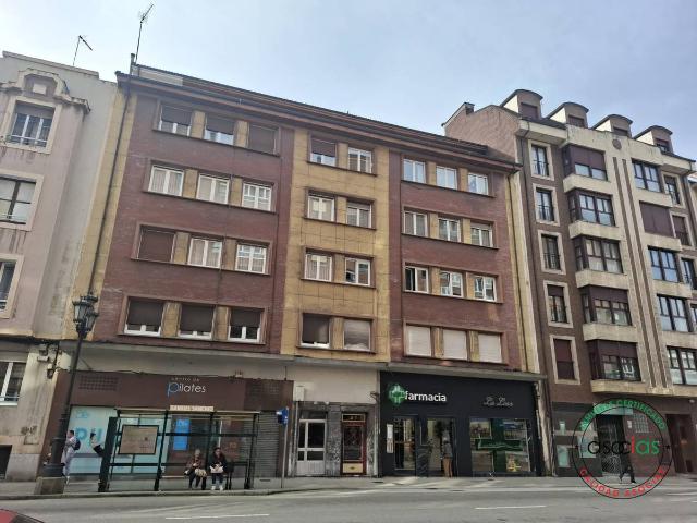 Piso en venta en Centro, Oviedo