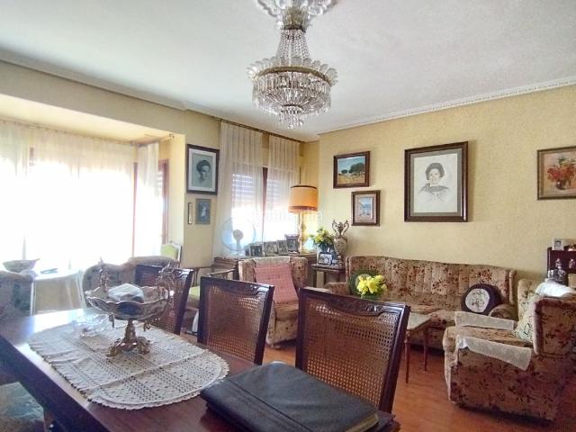 Piso en venta en Medina Sur, Medina Del Campo