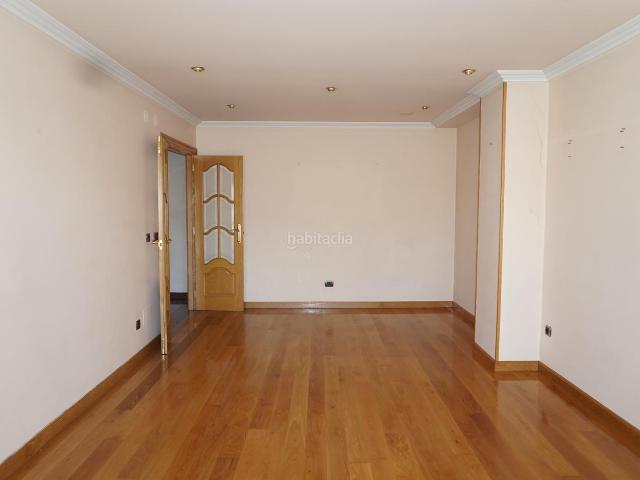 Piso en venta en Melide, San Roque
