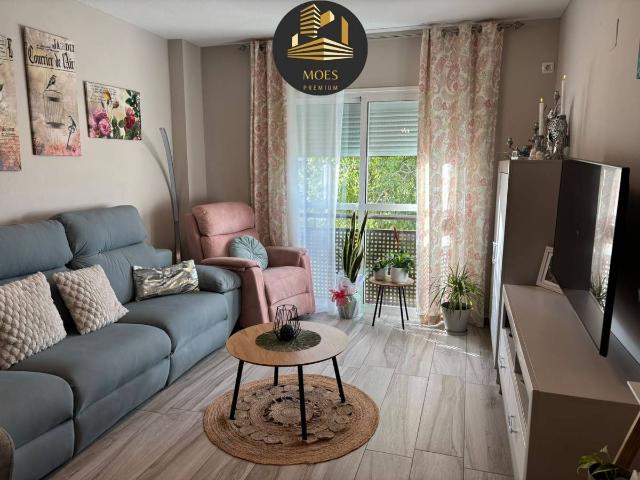 Piso en venta en Mengíbar, Andalucía