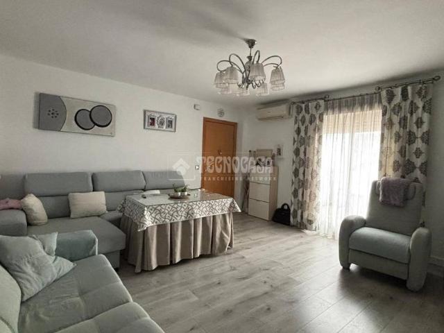 Piso en venta en Mengíbar, Andalucía