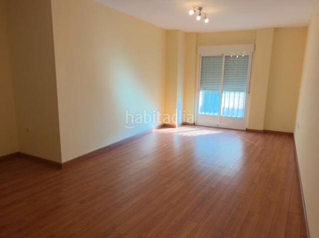 Piso en venta en Mengíbar, Andalucía