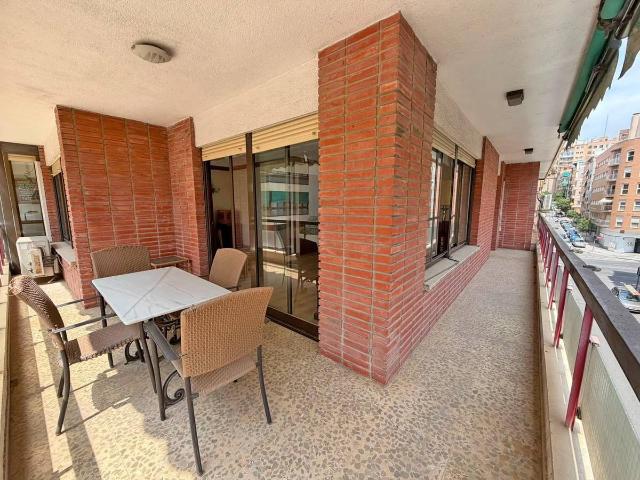 Piso en venta en Casco Antiguo - Santa Cruz - Ayuntamiento, l'Alacantí