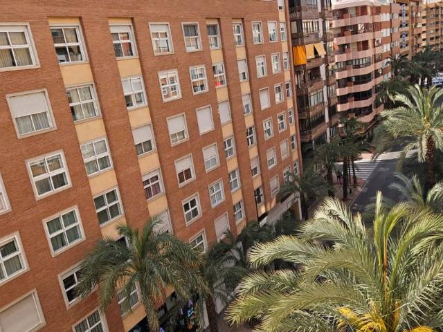 Piso en venta en Alicante, Centre Històric