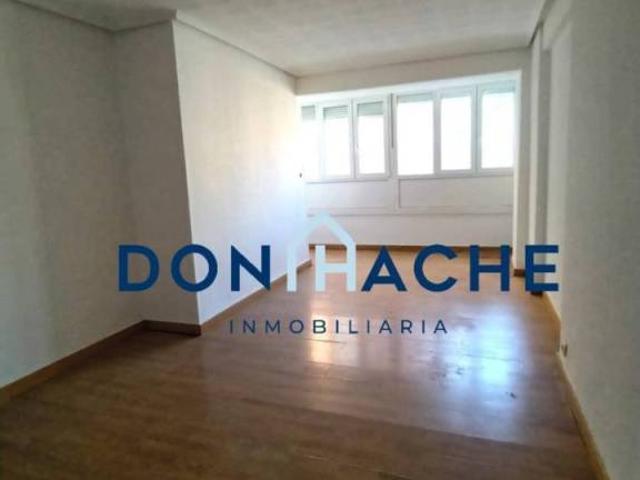 Piso en venta en Mérida, Extremadura