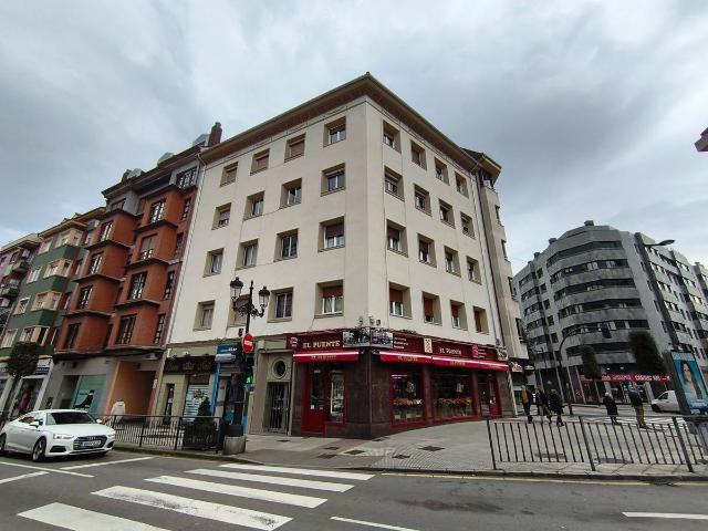 Piso en venta en Centro, Oviedo