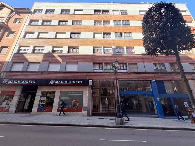 Piso en venta en Centro, Oviedo