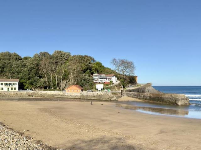 Piso en venta en Casco Histórico, Castro-urdiales