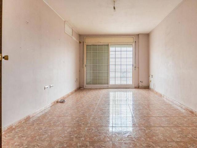 Piso en venta en Sant Boi De Llobregat, Barri Centre
