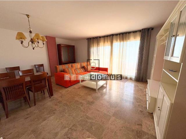 Piso en venta en Molins De Rei, Barcelona