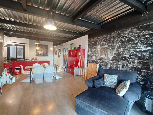 Piso en venta en Molins De Rei, Barcelona