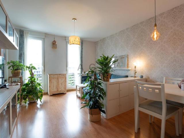 Piso en venta en Bezana, Santa Cruz De Bezana
