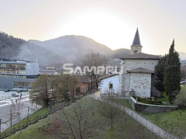 Piso en venta en Mondragón, Guipúzcoa
