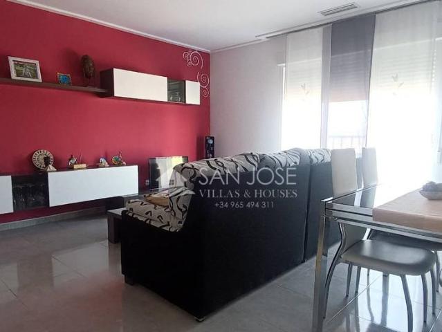 Piso en venta en Mujeres Deportistas, el Vinalopó Mitjà / El Vinalopó Medio