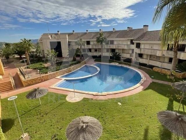 Piso en venta en Mujeres Deportistas, el Vinalopó Mitjà / El Vinalopó Medio