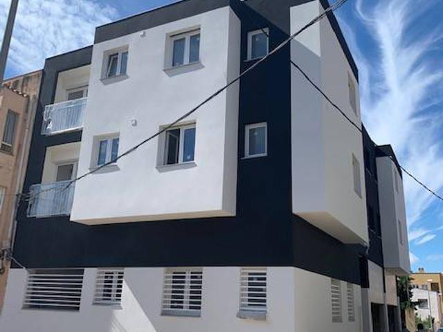 Piso en venta en Montbrió Del Camp