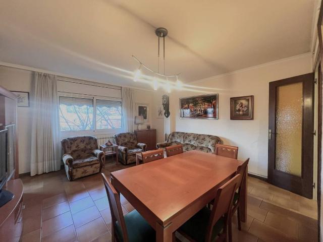 Piso en venta en Montcada I Reixac, Montcada Centre