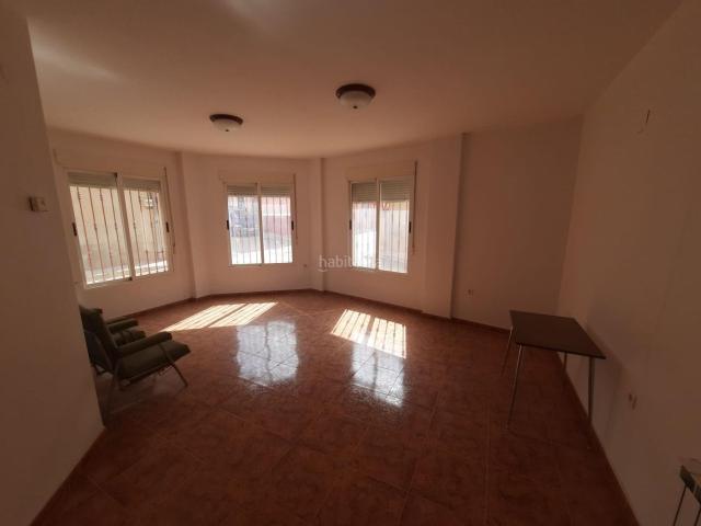 Piso en venta en Montealegre del Castillo, Albacete