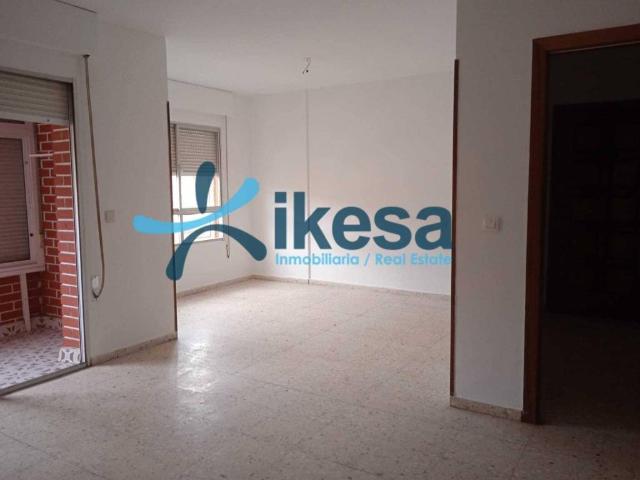 Piso en venta en Montijo