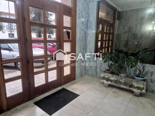 Piso en venta en Montijo, Extremadura