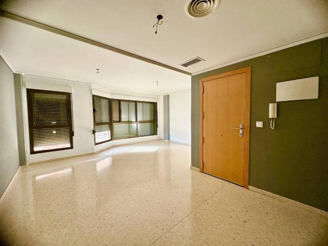 Piso en venta en la Ribera Alta, Valencia