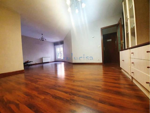 Piso en venta en Moraleja De Enmedio