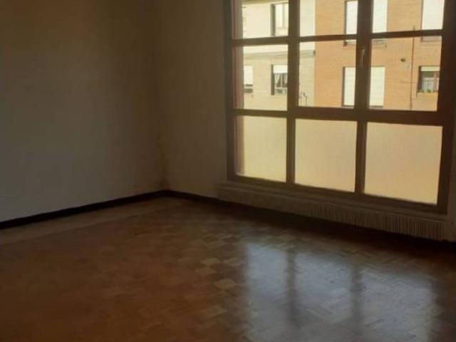 Piso en venta en Morcín, Asturias