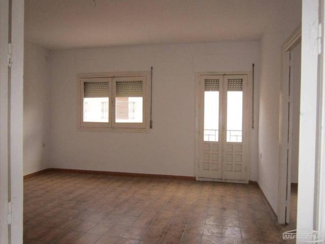 Piso en venta en Moriles, Andalucía