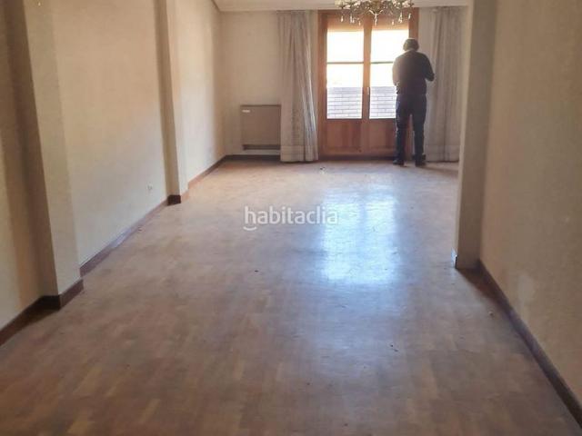 Piso en venta en Nalda, La Rioja