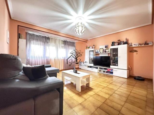 Piso en venta en Narón, A Coruña