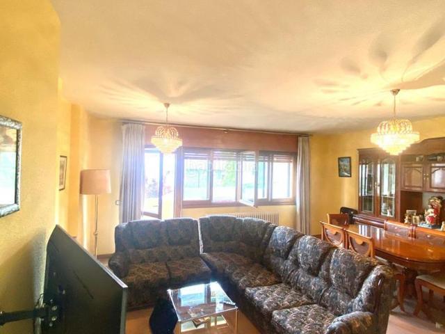 Piso en venta en Navacerrada, Urbanización Los Corales