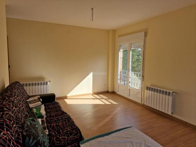 Piso en venta en Navalagamella
