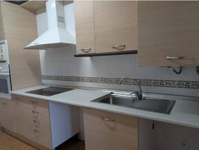 Piso en venta en Navaluenga, Castilla y León