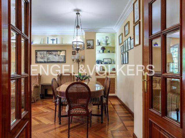 Piso en venta en Elexalde, Getxo