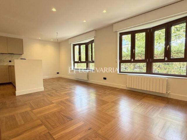 Piso en venta en Elexalde, Getxo