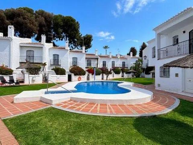Piso en venta en Maro, La Axarquía