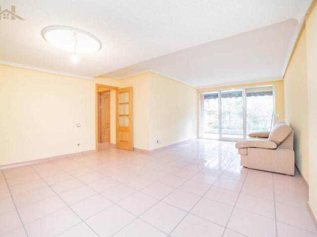 Piso en venta en Móstoles, Madrid